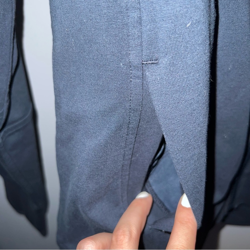 Lululemon Jacket - Picture 8 of 9